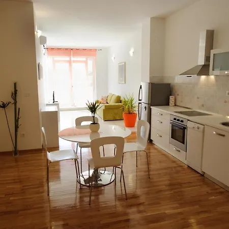 شقة With Wifi - 14415